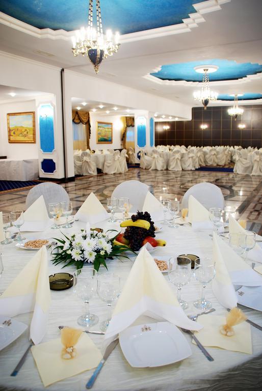 Hotel Prahova Plaza 4*